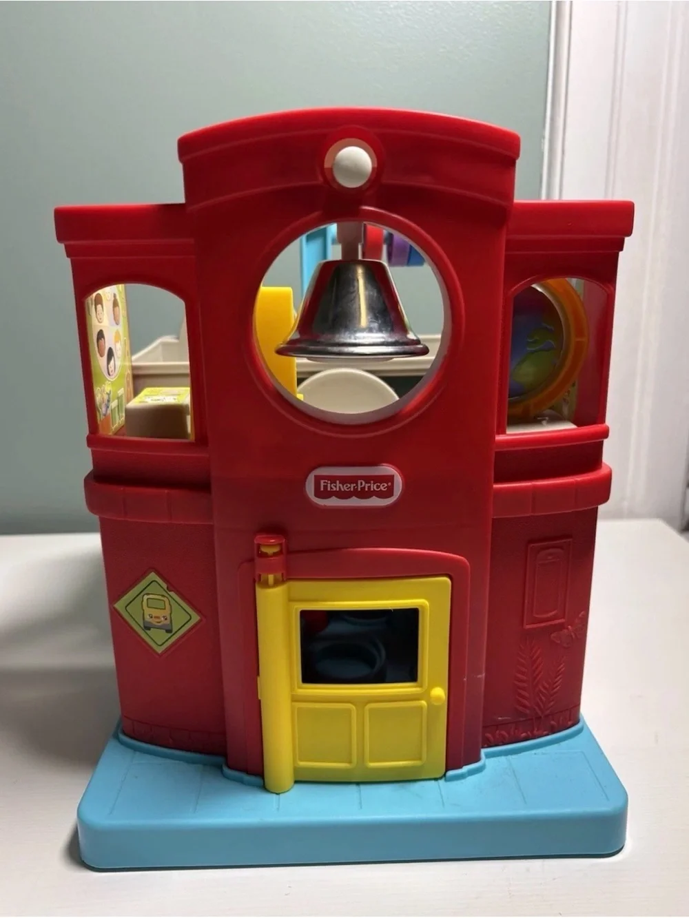 Fisher-Price Little People Friendly School Playset Lights Sounds Interactive